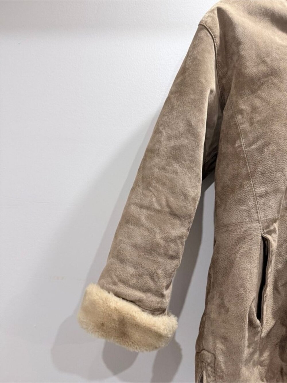 St. John’s Bay Faux Suede Sherpa Hooded Jacket Women’s Small Beige Taupe Coat - Picture 6 of 8